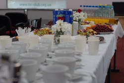 2011.07.14 Презентація в Клубі найбільшої бізнес-бібліотеки в Західній Україні (1200 книг)