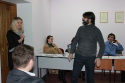 2011.12.15 Вистава-тренінг «Про золотого зайця»
