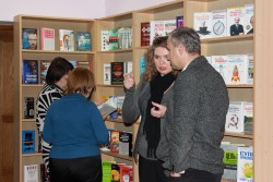 2011.12.15 Вистава-тренінг «Про золотого зайця»